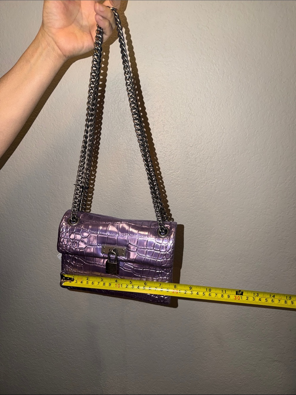 Kurt Geiger Metallic Lavender Croc-Embossed Chain Shoulder Bag - Picture 3 of 4